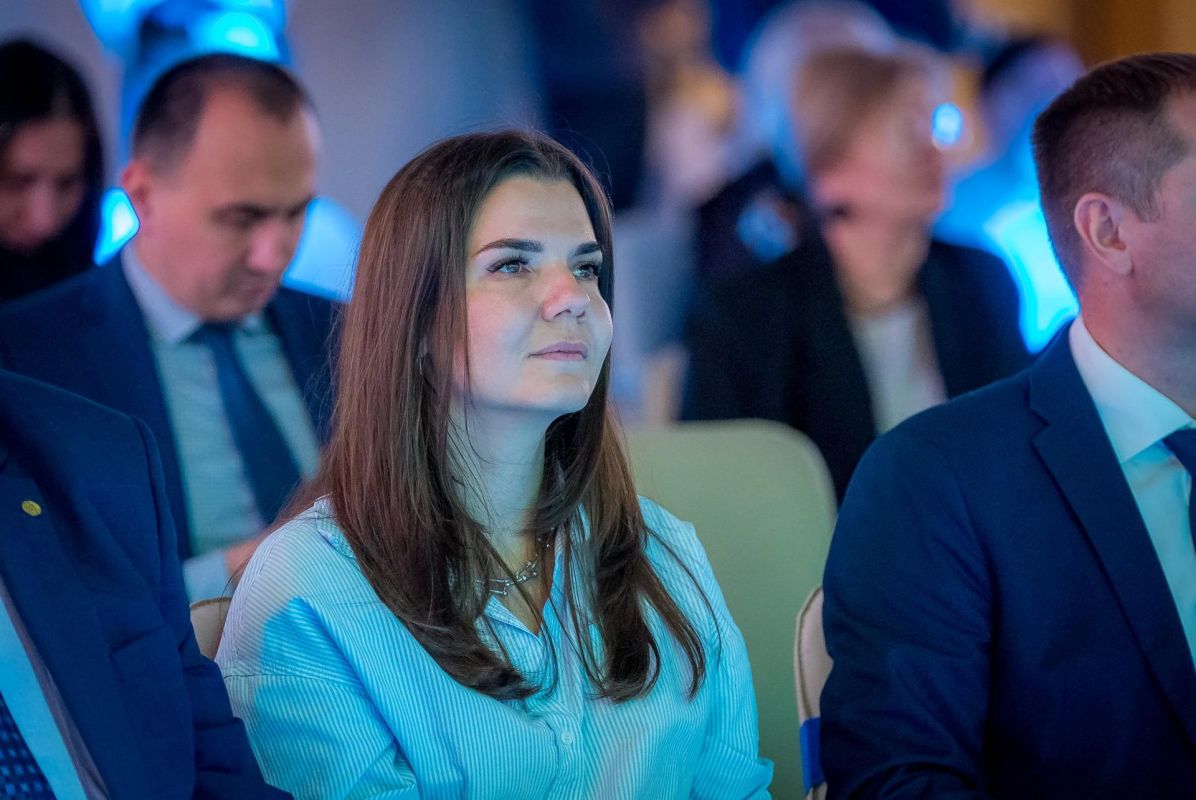 В Югре наградили компании с лучшими программами поддержки сотрудников В Югре наградили компании с лучшими программами поддержки сотрудников