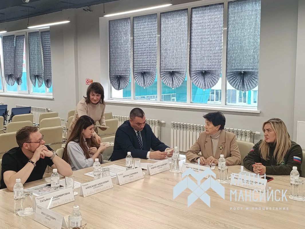 В школе №2 состоялась встреча комиссии по аудиту организаций (учреждений), осуществляющих деятельность в сфере патриотического воспитания и подготовки граждан к военной службе с представителями Администрации города и... В школе №2 состоялась встреча комиссии по аудиту организаций (учреждений), осуществляющих деятельность в сфере патриотического воспитания и подготовки граждан к военной службе с представителями Администрации города и...