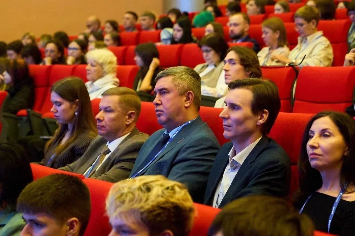 Дмитрий Кощенко: Принял участие в V Съезде координаторов федерального партийного проекта «Цифровая Россия», который состоялся на площадке XIX Тюменского цифрового форума и выставки «ИНФОТЕХ» Дмитрий Кощенко: Принял участие в V Съезде координаторов федерального партийного проекта «Цифровая Россия», который состоялся на площадке XIX Тюменского цифрового форума и выставки «ИНФОТЕХ»