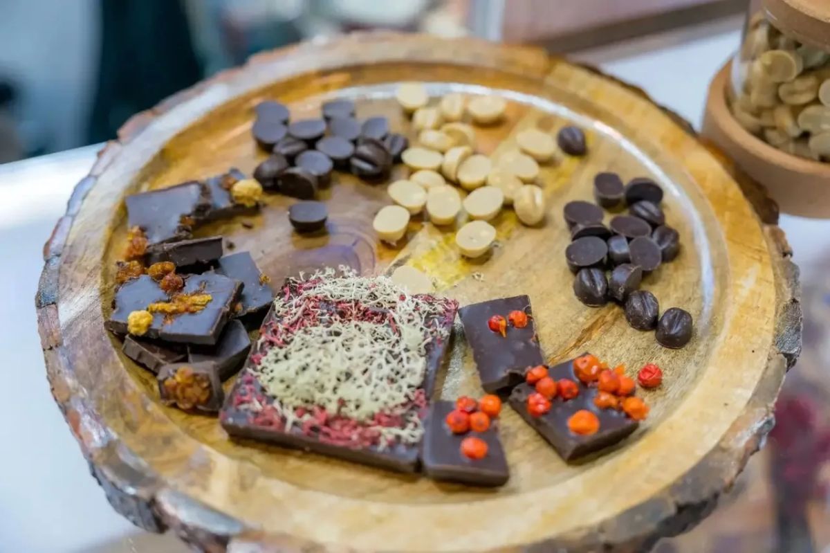 Сургутские товаропроизводители представляют свою продукцию на XIV Межрегиональной агропромышленной выставке УрФО в Екатеринбурге Сургутские товаропроизводители представляют свою продукцию на XIV Межрегиональной агропромышленной выставке УрФО в Екатеринбурге