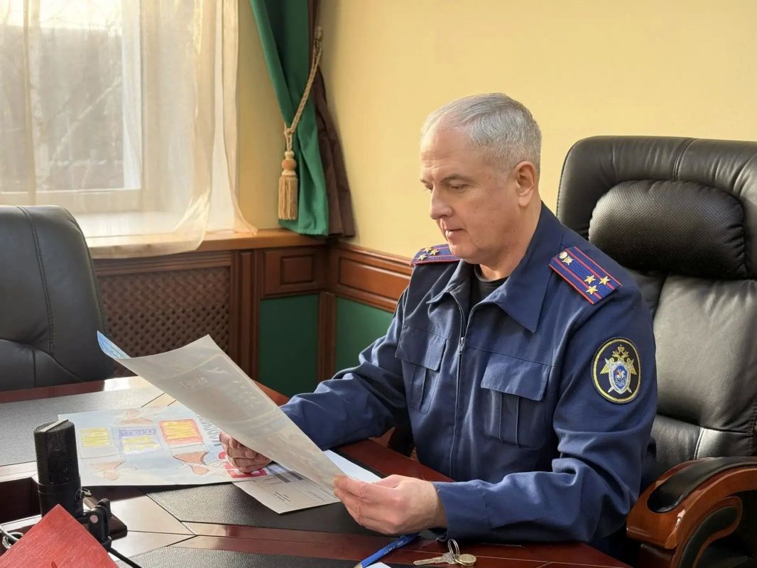 В следственном управлении подвели итоги регионального этапа ежегодного конкурса детского рисунка, посвящённого Международному дню борьбы с коррупцией, который отмечается 9 декабря В следственном управлении подвели итоги регионального этапа ежегодного конкурса детского рисунка, посвящённого Международному дню борьбы с коррупцией, который отмечается 9 декабря